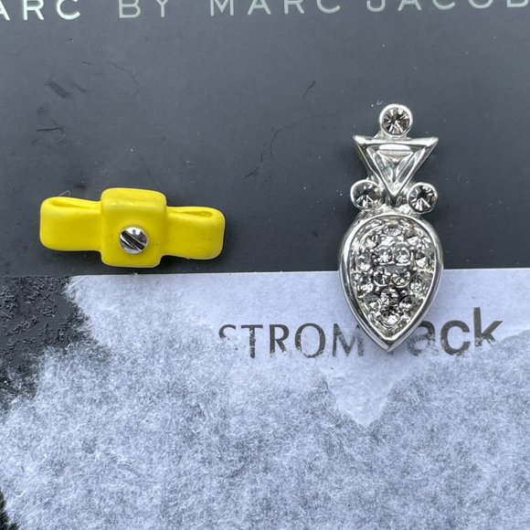 Marc Jacobs Earrings mix tone mismatch set Bow and Pineapple post Women Earrings - Picture 3 of 12
